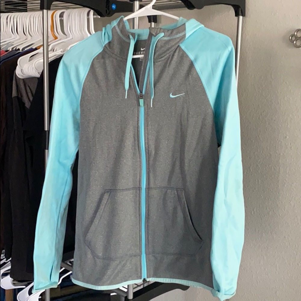 Nike Zip up 💙💙